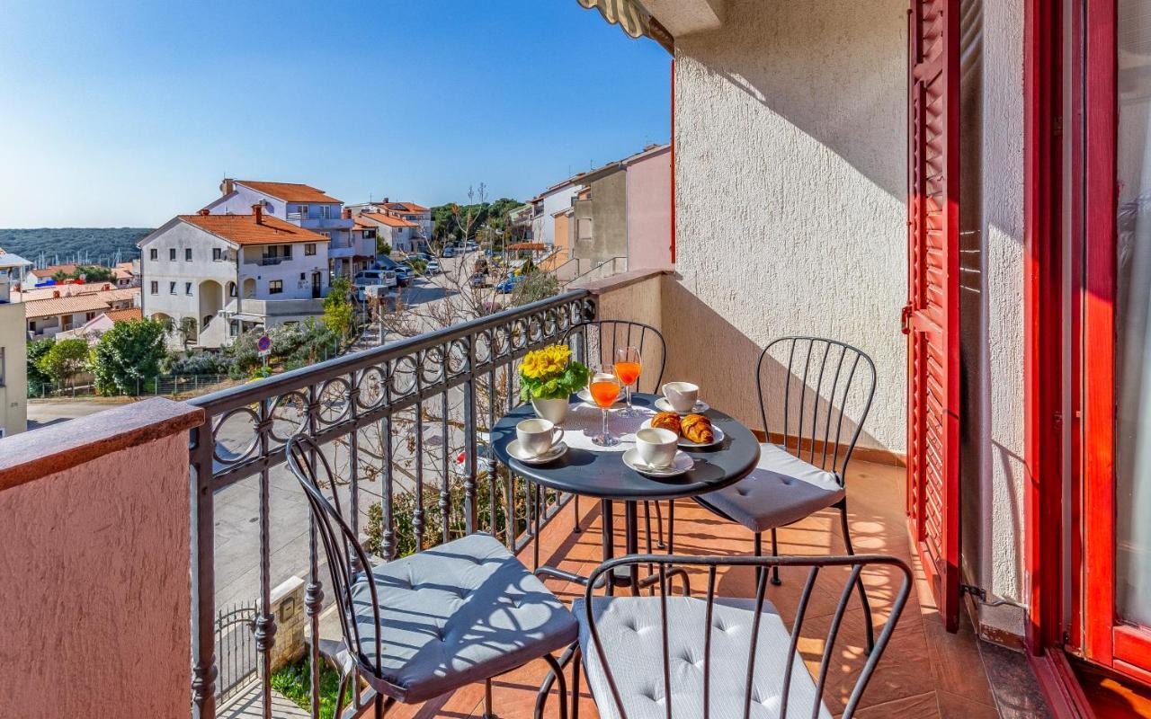 Apartment Green Pula, Family Friendly, Comfortable, Free Parking And Wifi المظهر الخارجي الصورة