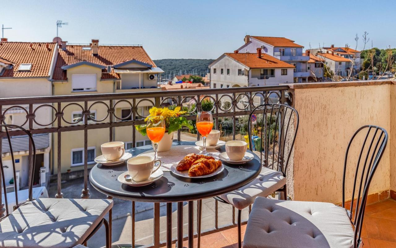 Apartment Green Pula, Family Friendly, Comfortable, Free Parking And Wifi المظهر الخارجي الصورة