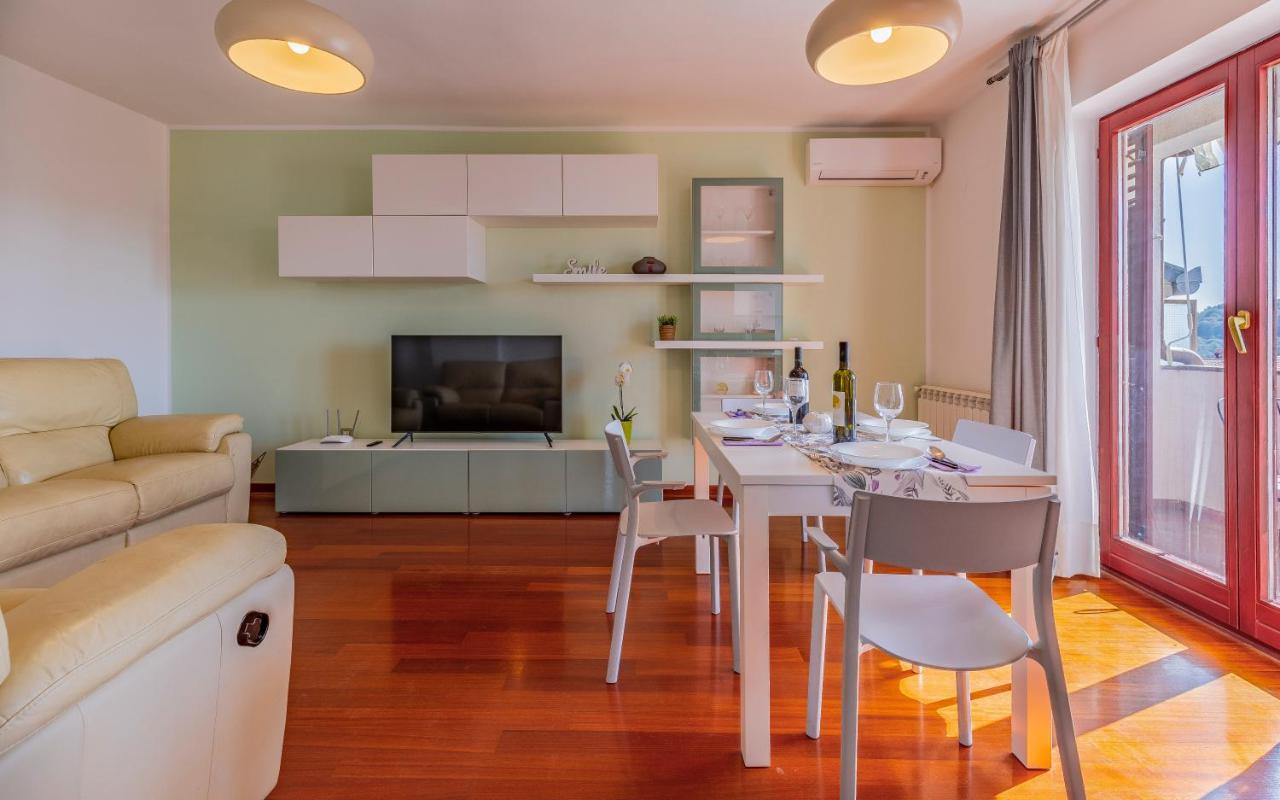 Apartment Green Pula, Family Friendly, Comfortable, Free Parking And Wifi المظهر الخارجي الصورة