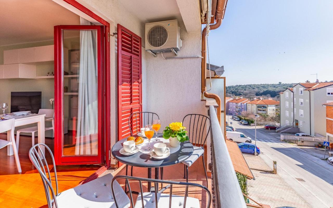 Apartment Green Pula, Family Friendly, Comfortable, Free Parking And Wifi المظهر الخارجي الصورة